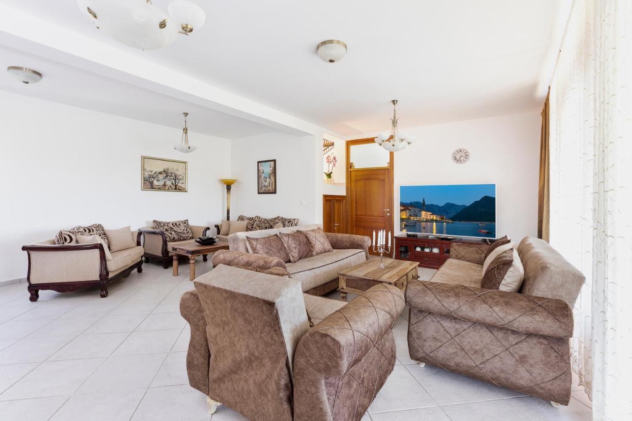 Villa Forest Kotor Exteriér fotografie