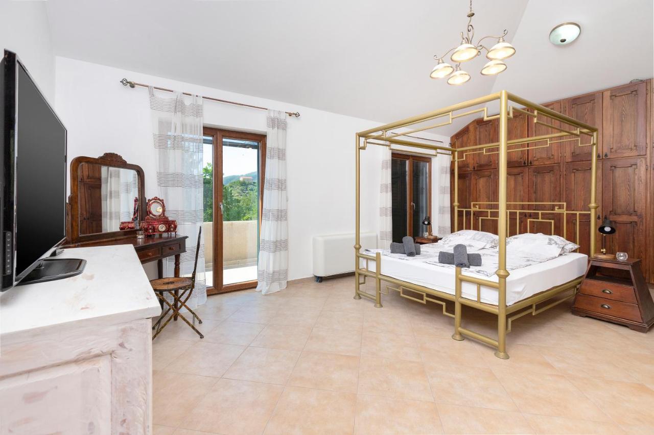Villa Forest Kotor Exteriér fotografie
